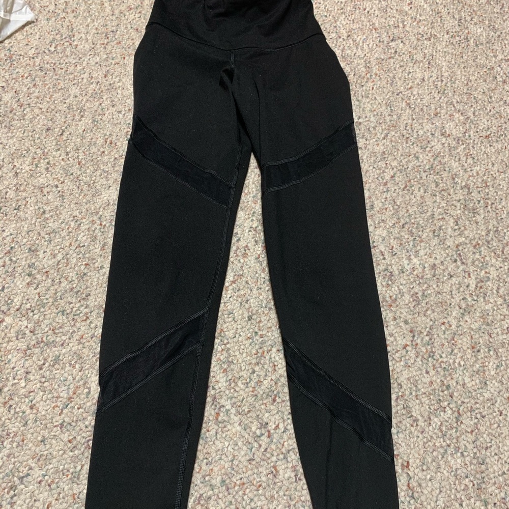 black leggings